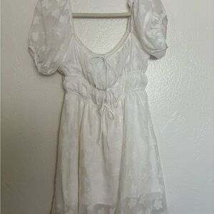 Princess Polly Women’s off white dress
